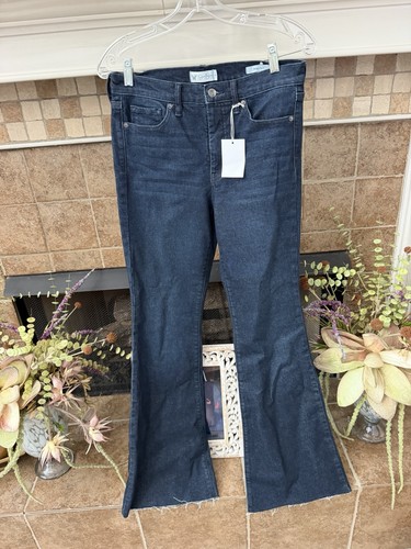 Nwt jessica simpson daisy - nwt,